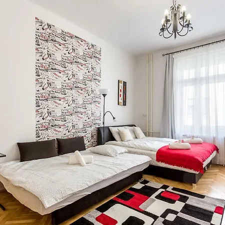 Lucky 7 Budapest